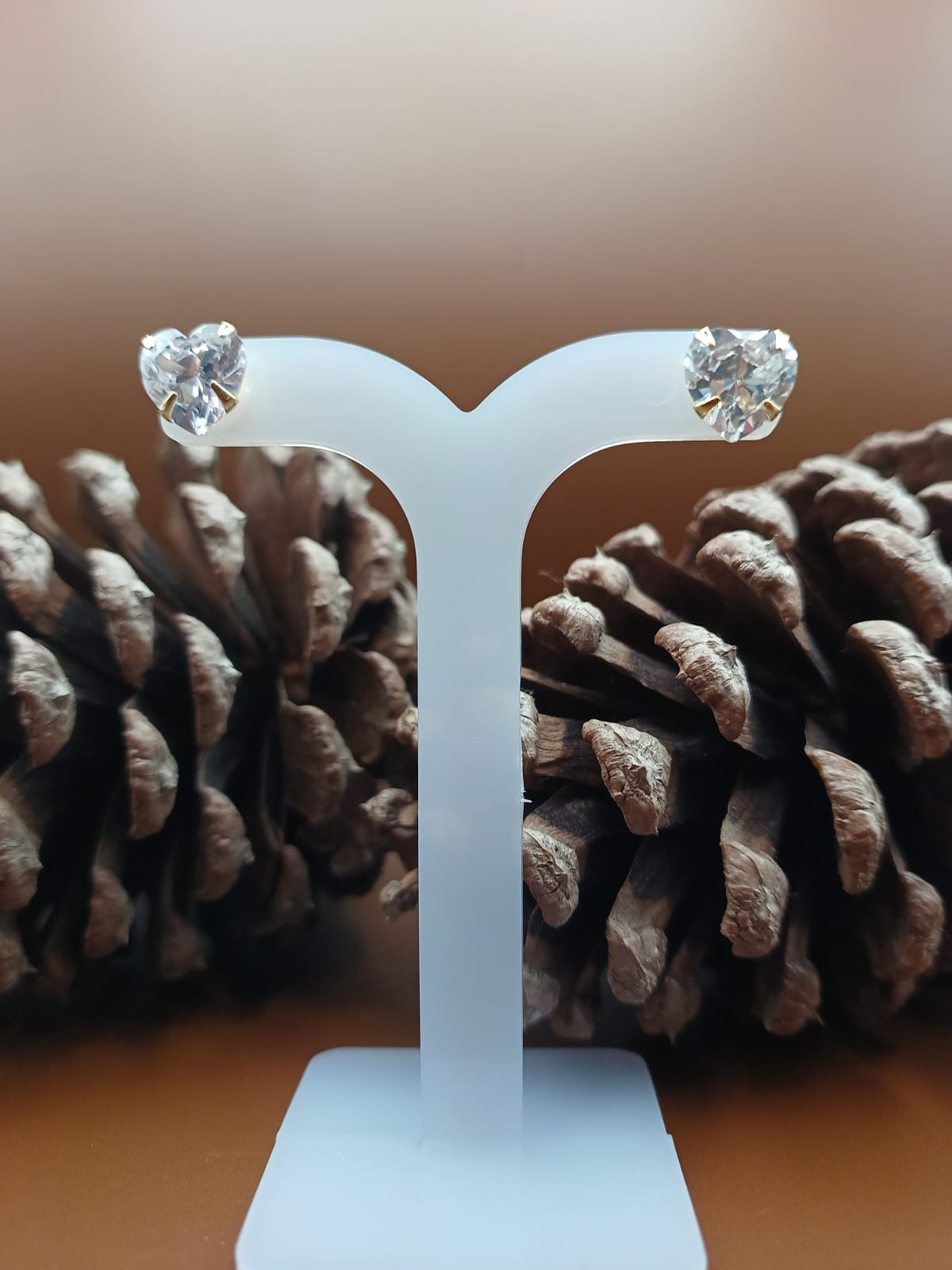 Brinco Coração Pedra de Zirconia Cravejada