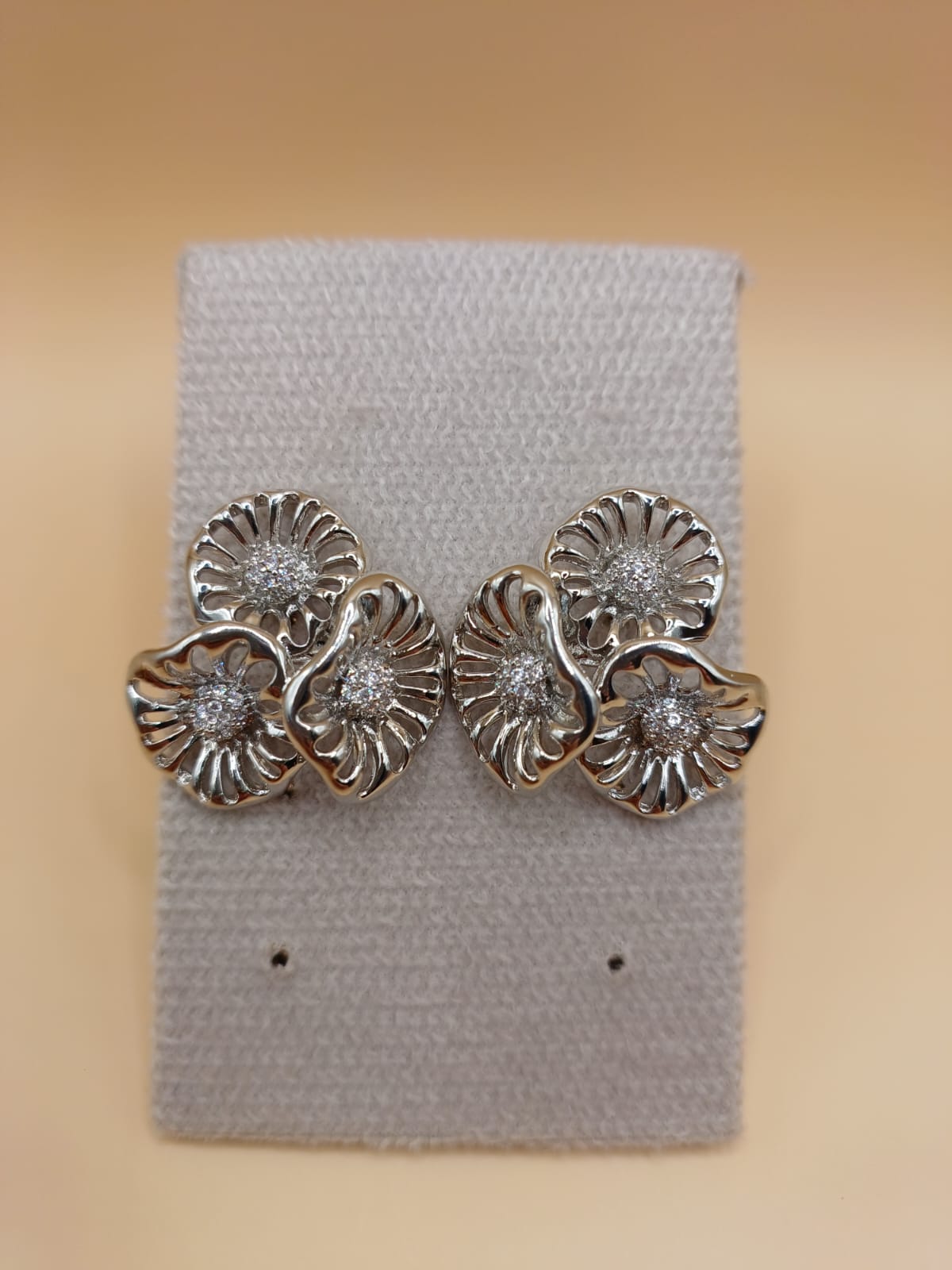 Brinco Maxi Trio de Flor