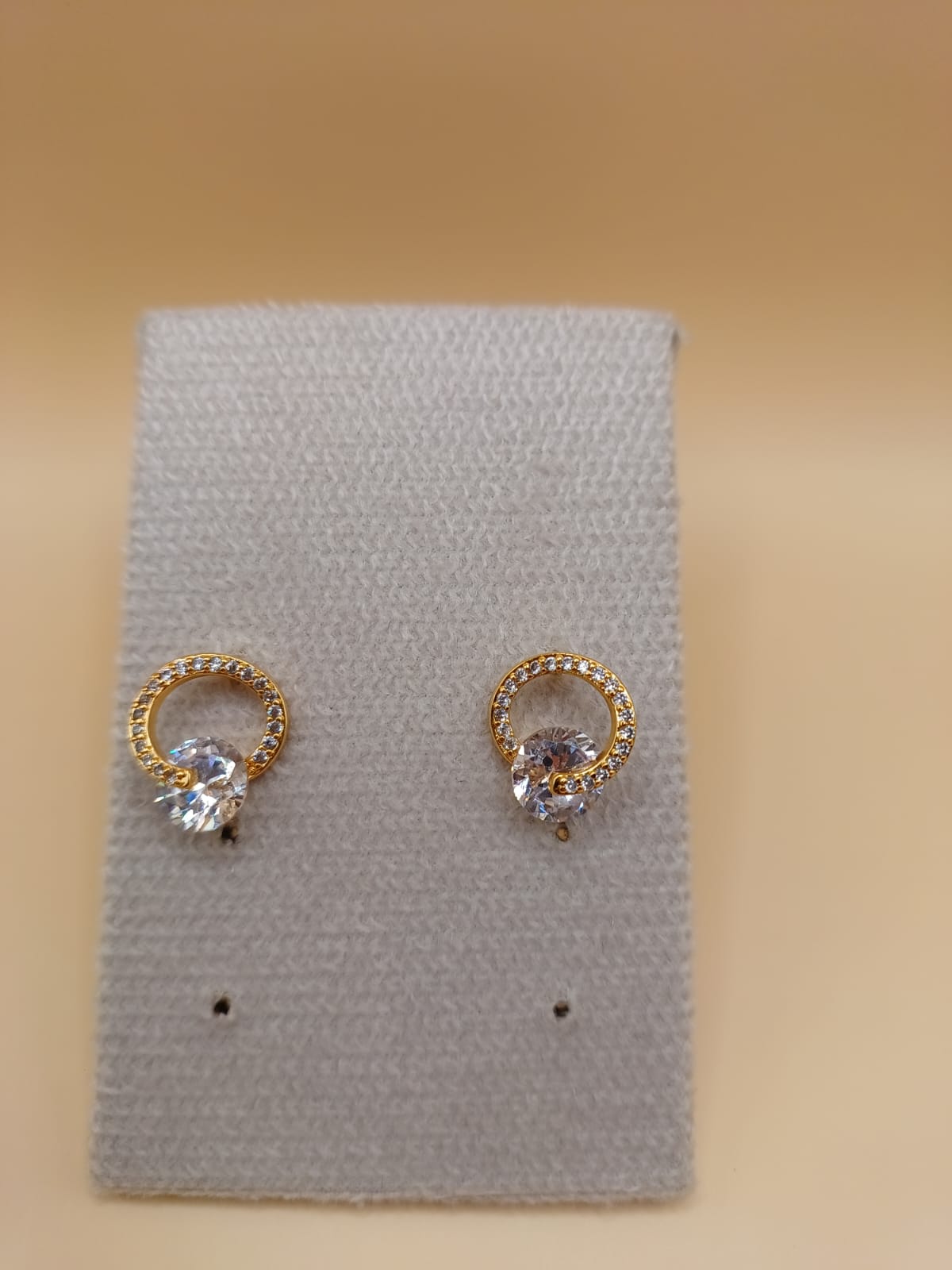 Brinco Círculo e Ponto de Luz