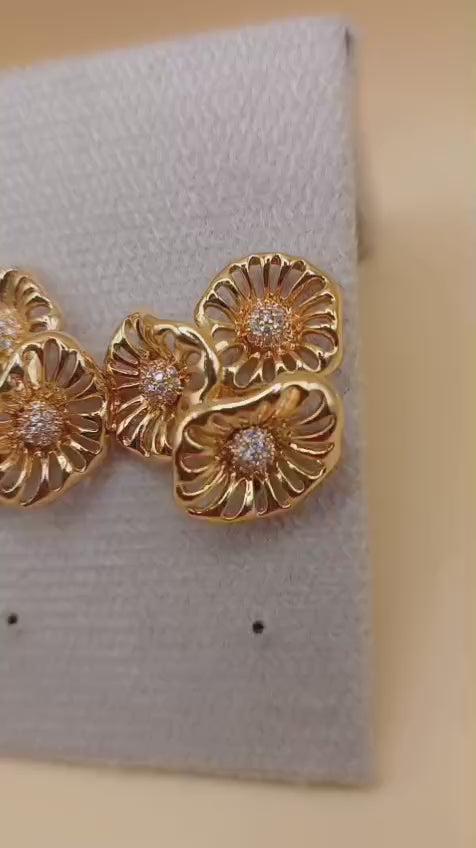 Brinco Maxi Trio de Flor