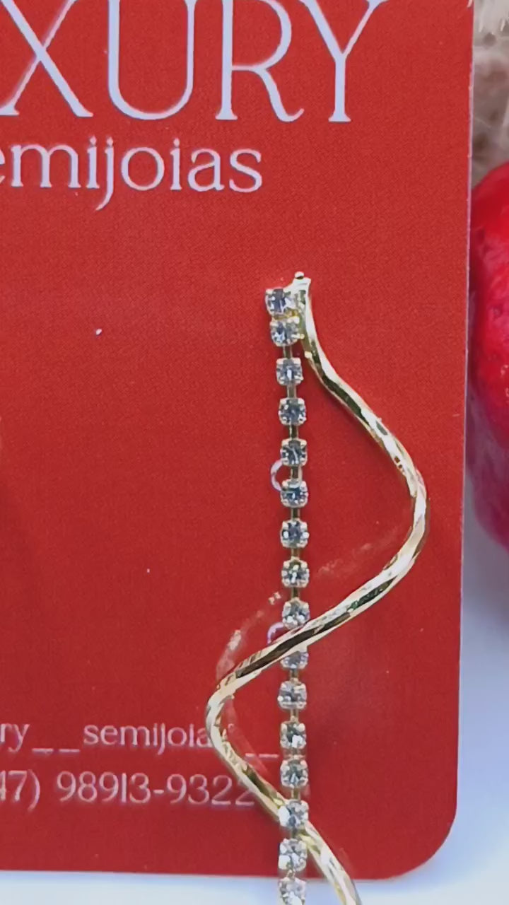 Brinco Aspiral com Micro Zirconias Cravejadas