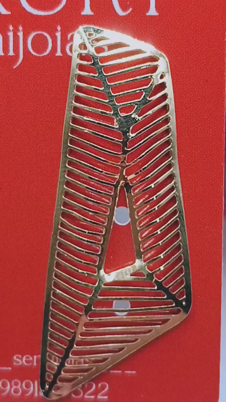 Brinco Retângulo Vazado