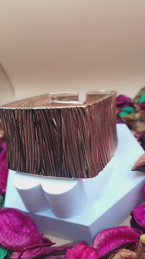 Bracelete Quadrado Riscado