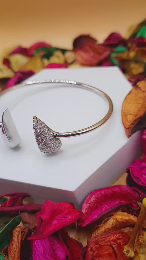 Bracelete Gota Lisa e Cravejada