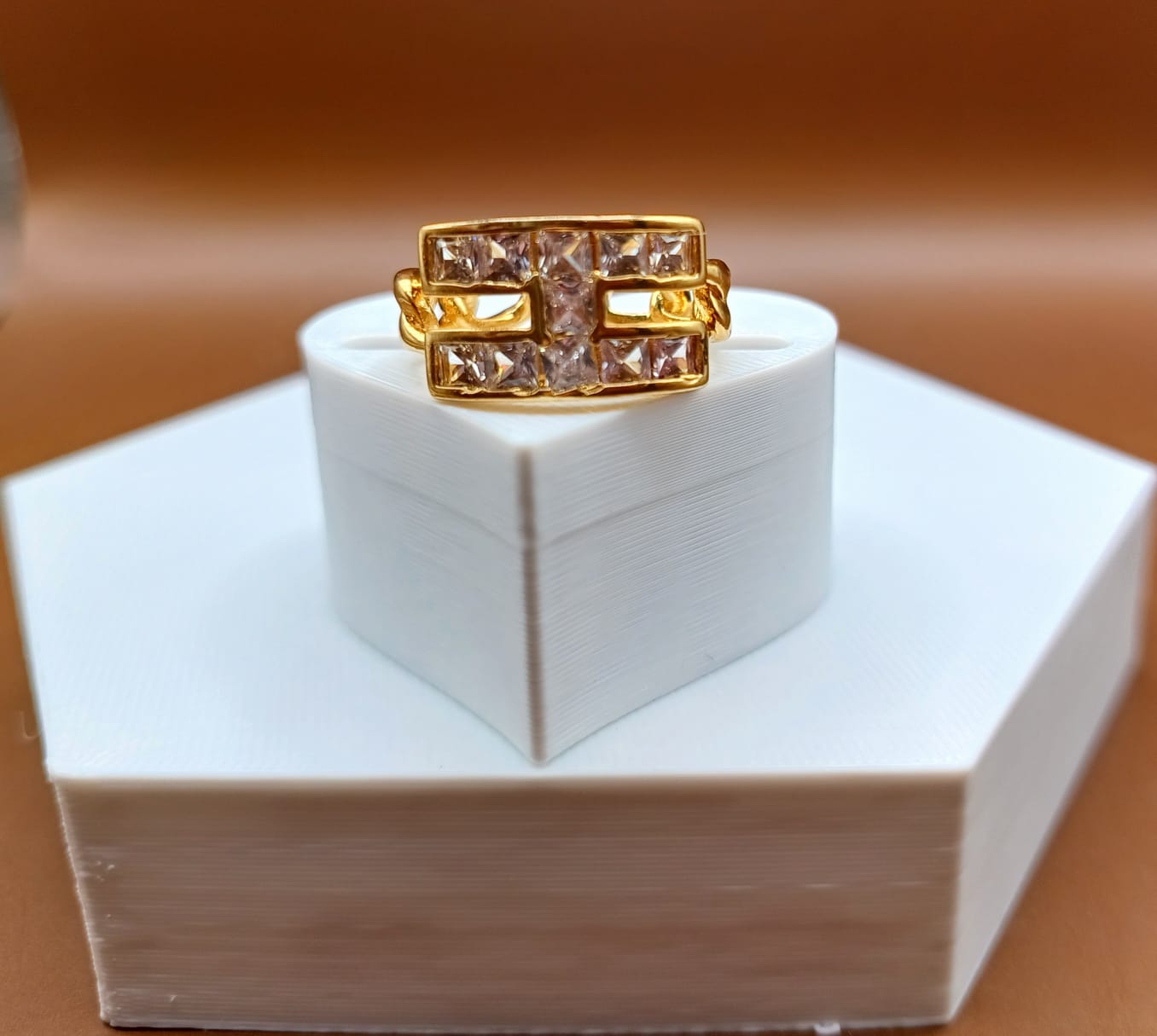 Anel Regulável H Cravejado