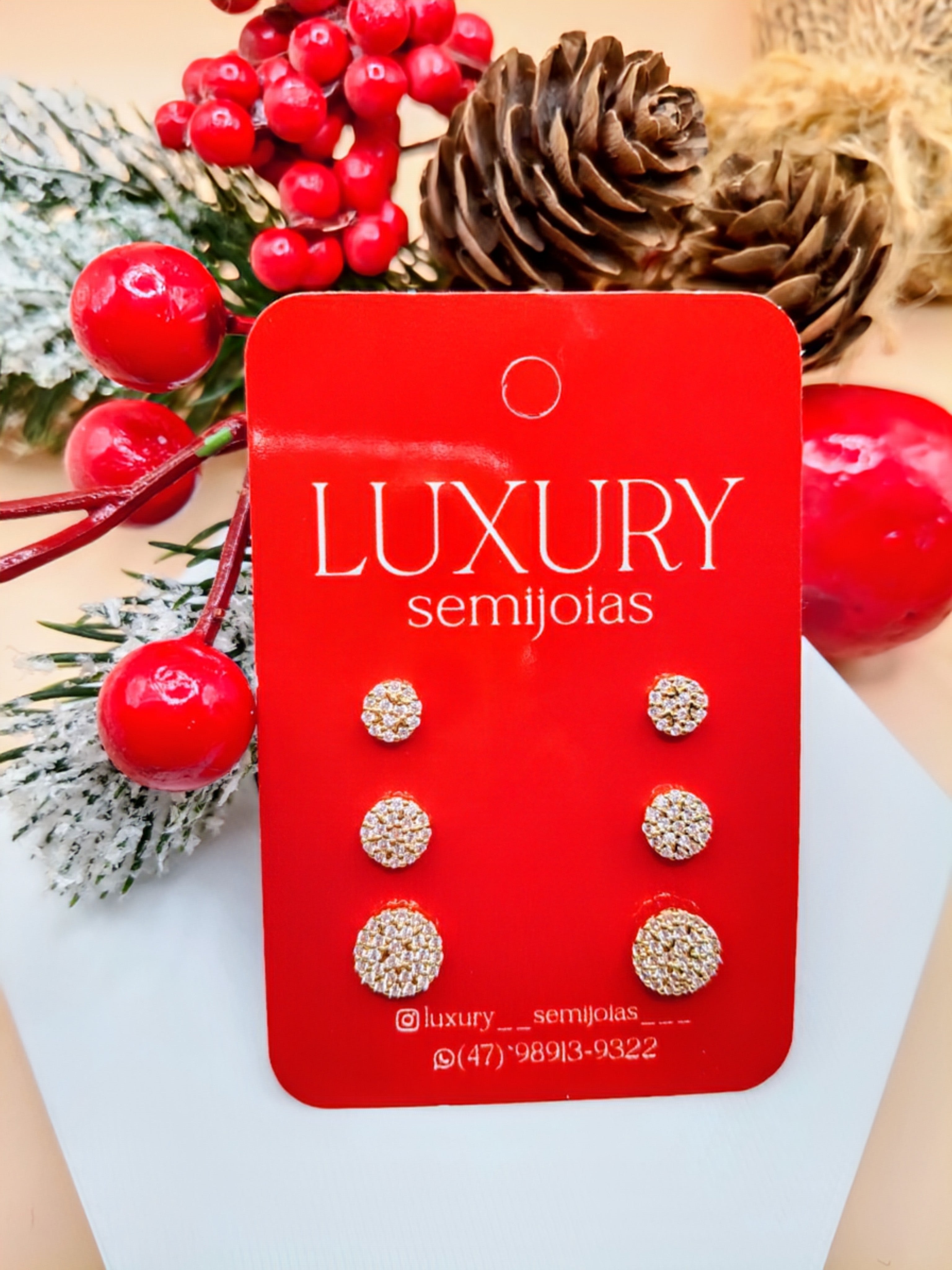 Brinco Trio de Esferas Cravejado