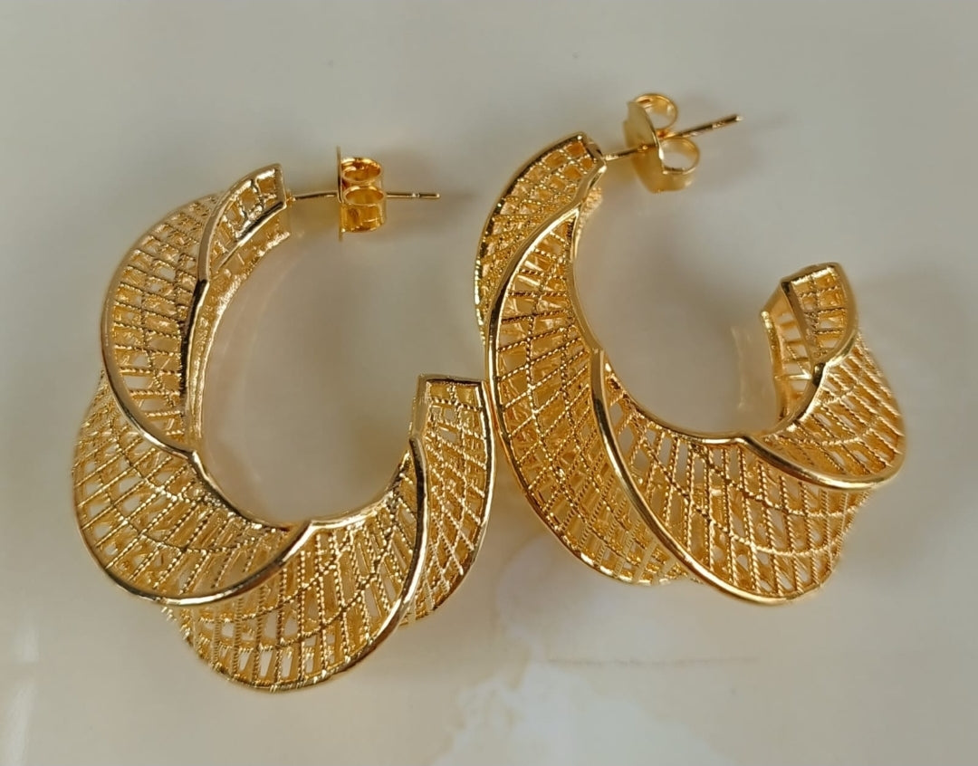 Brinco Meia Argola Orgânico